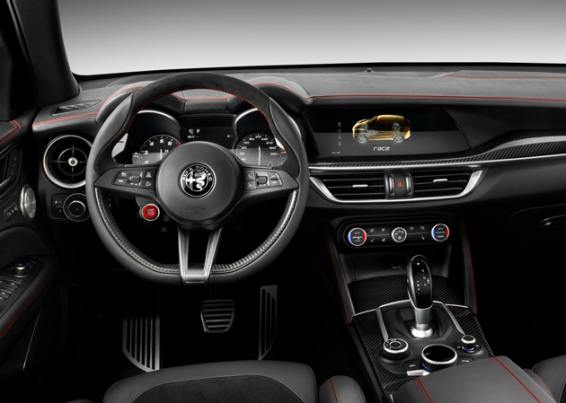 alfa-romeo-stelvio-4__