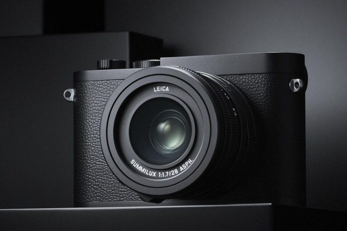 Leica Q2 Monochrom – first full-frame digital compact camera Leica Q2 Monochrom camera