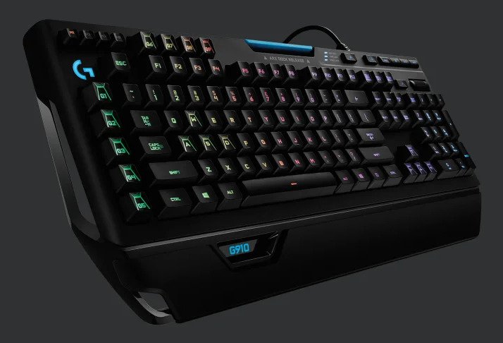 Logitech G910 keyboard