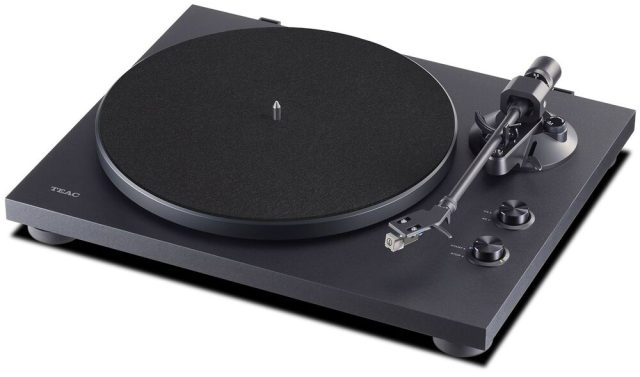 TEAC TN-280BT-A3 turntable