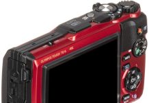 Excellent Olympus Tough TG-6 waterproof camera (up to 50 feet)