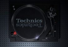 Technics SL1210MK7 Direct Drive Turntable Technics SL1210MK7