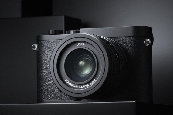 Leica Q2 Monochrom camera