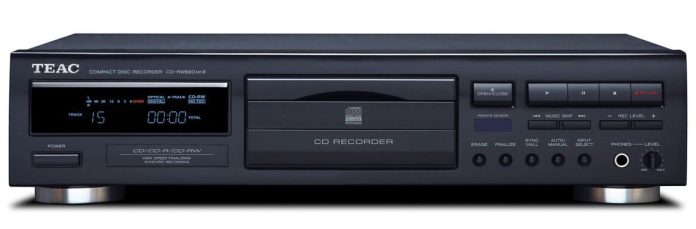 CD Recorder Teac CDRW890 – 5 stars for style Teac CD-RW890 recorder