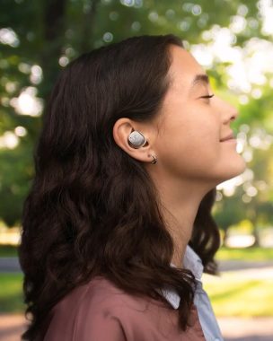 MOMENTUM True Wireless 4