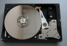 SSD vs. HDD: Comprehensive Guide to Speed, Storage, and Performance SSD vs. HDD