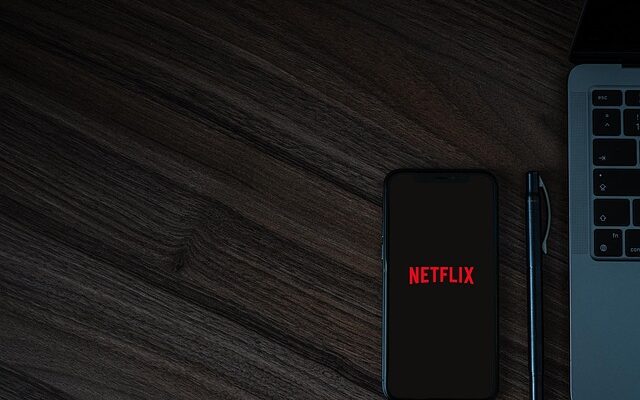 turn off Netflix subtitles